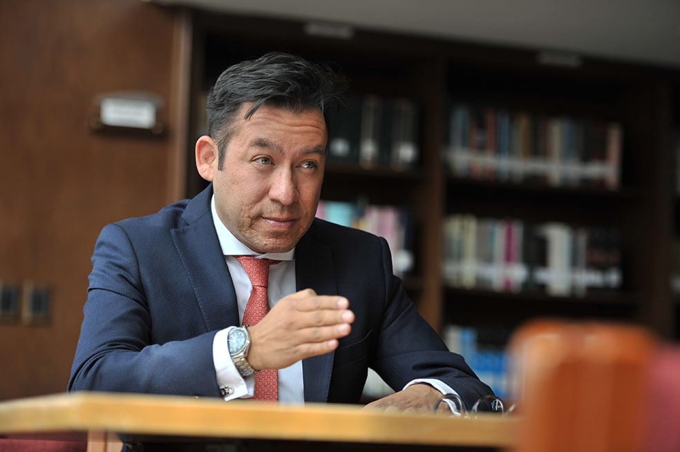 “Colombia ha tenido una actitud pasiva”: Juan Ramón Martínez