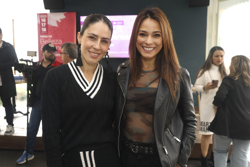 Clara Tamara y Alexandra Santos.