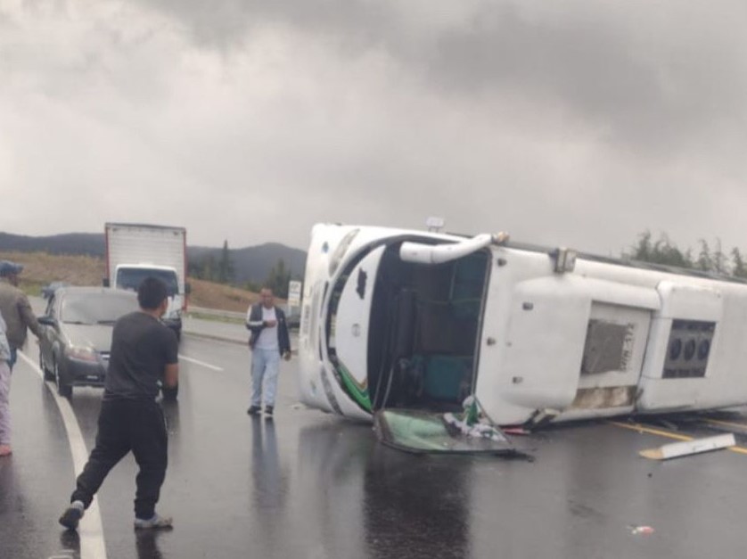 Once niños heridos dejó accidente de bus escolar en la vía Pasto – Ipiales