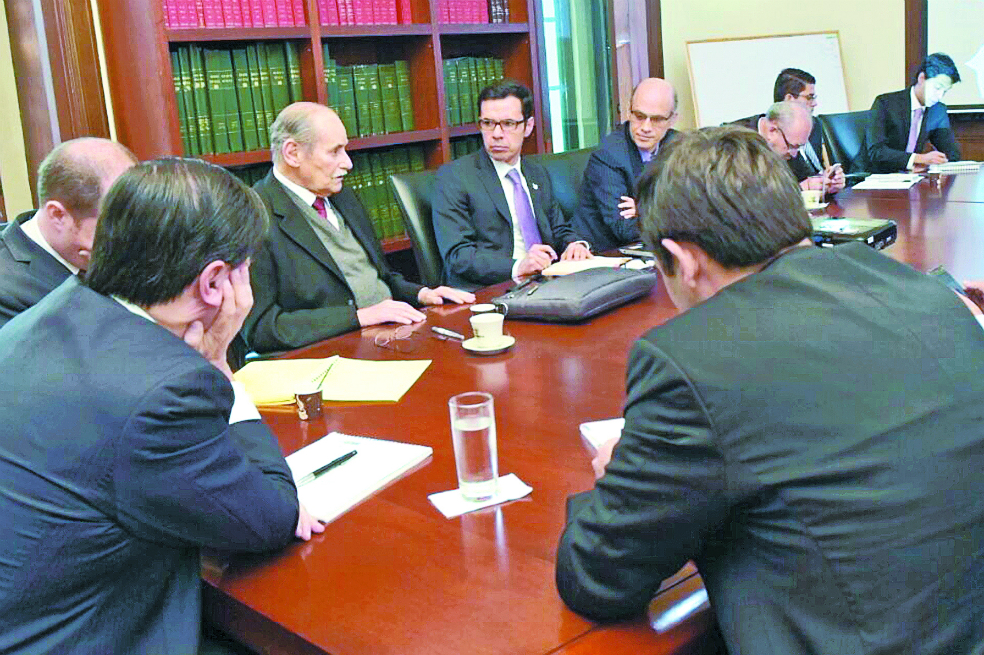 Reforma electoral, en la puerta del horno