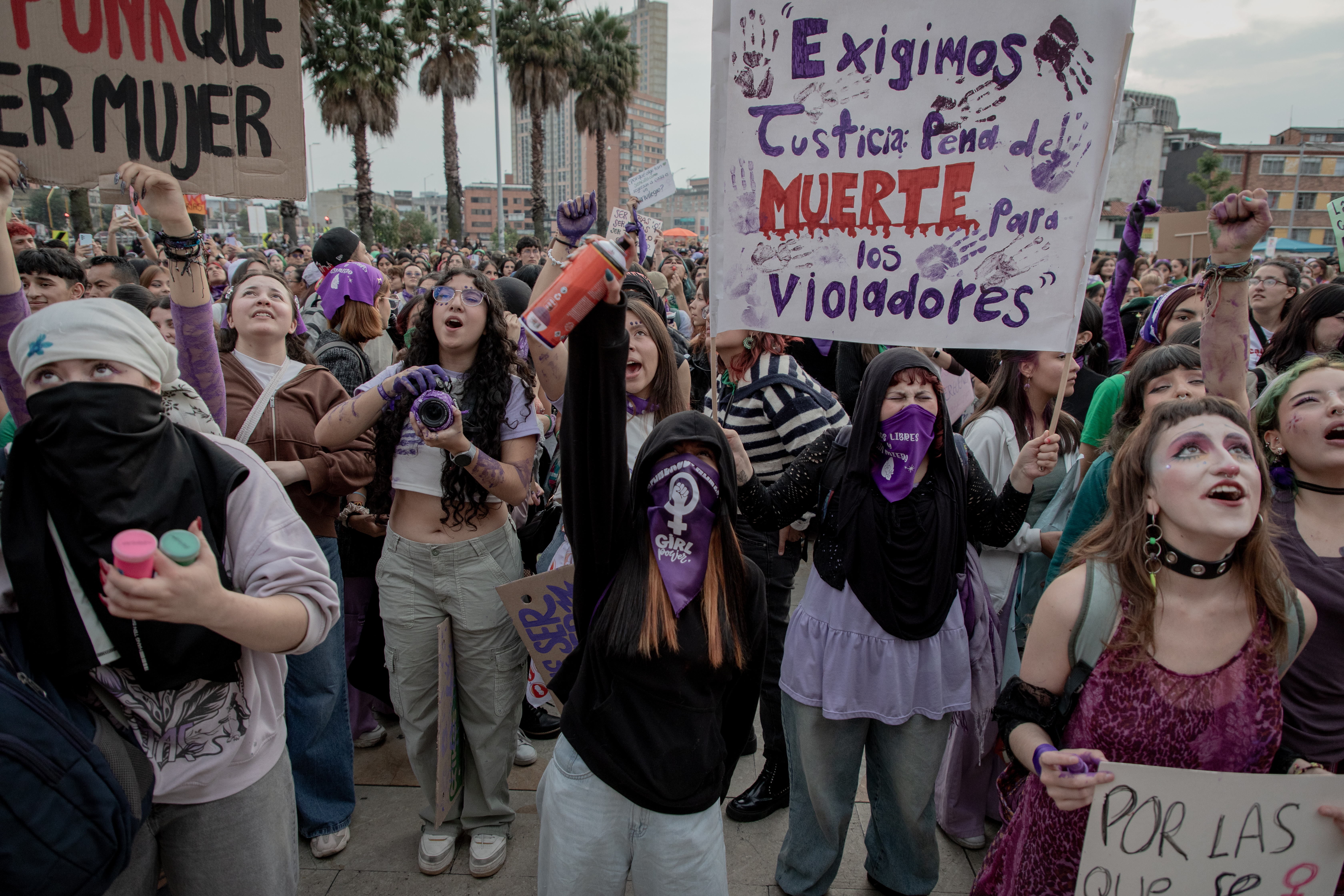 Menos feminicidios, más riesgo: alertas sobre la violencia contra mujeres en Bogotá