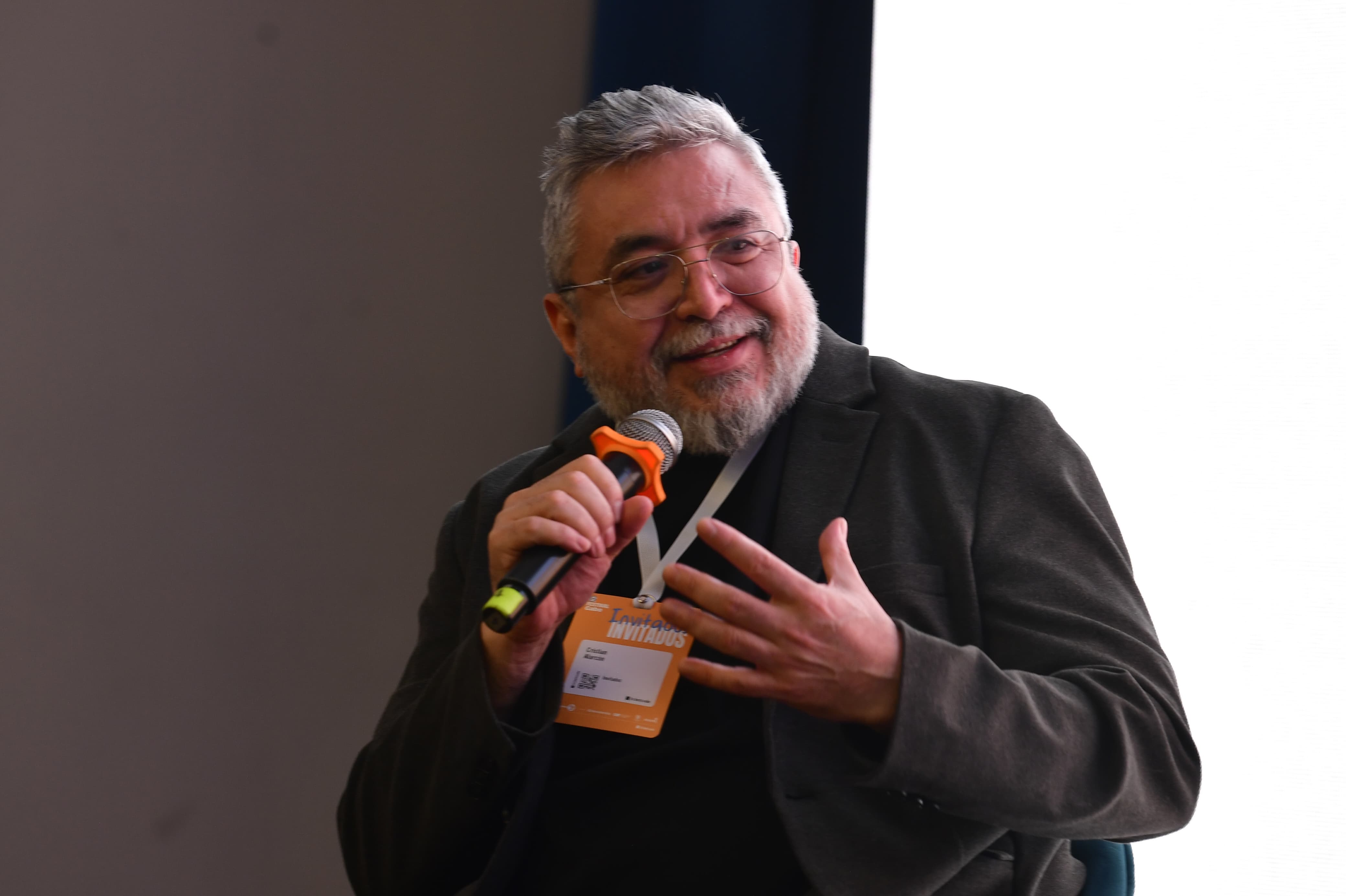 Con el lema "Vernos de cerca", el Festival Gabo reúne a periodistas, lectores y pensadores en un escenario que invita a al intercambio de ideas para imaginar futuros posibles.