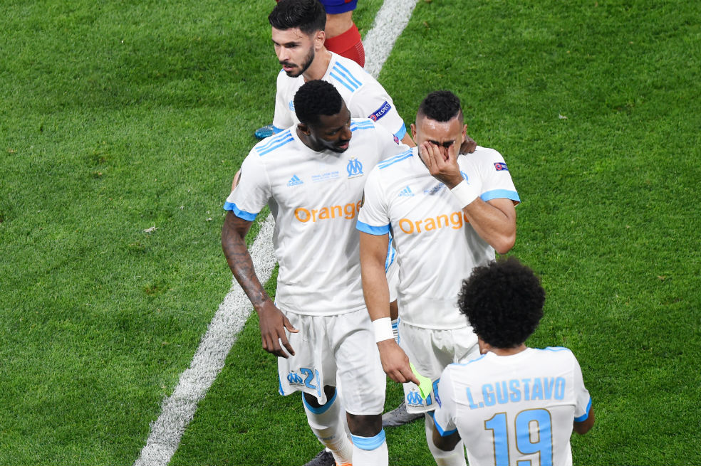 Dimitri Payet, sustituido entre lágrimas en la final de Europa League