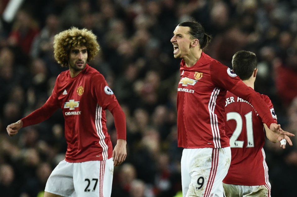 Ibrahimovic salvó al Manchester United de la derrota frente al Liverpool