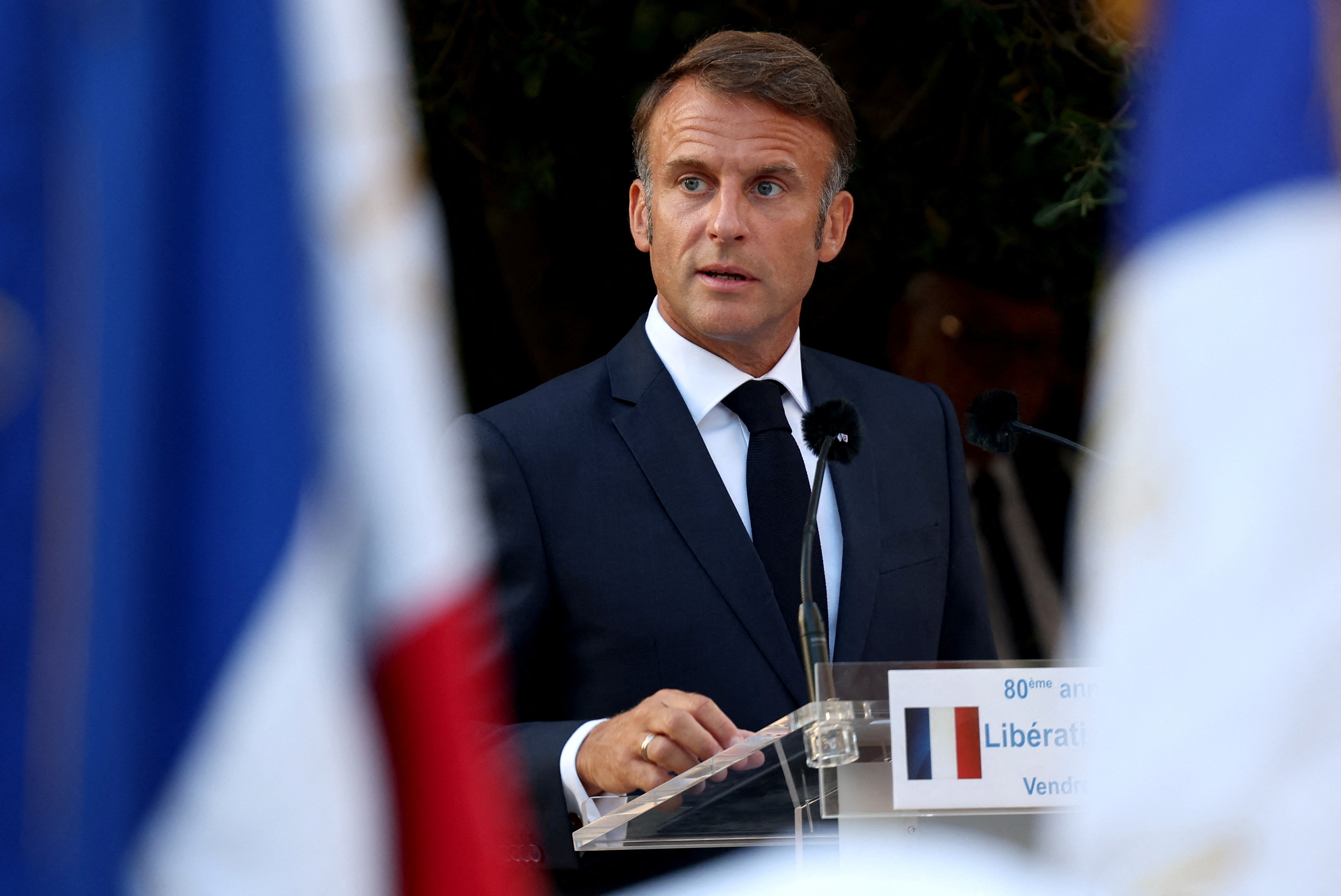 Bormes-les-mimosas (France), 17/08/2024.- French President Emmanuel Macron speaks during a ceremony to commemorate the 80th anniversary of the liberation of the village Bormes-les-Mimosas, France, 17 August 2024. Bormes-les-Mimosas was liberated by the Allied forces on 17 August 1944 following the Provence landings as part of 'Operation Dragoon' to liberate southern France. (Francia) EFE/EPA/MANON CRUZ / POOL MAXPPP OUT