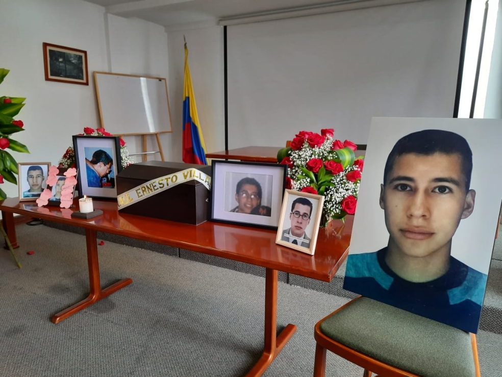 La familia Villarraga recibió el cuerpo de su hijo Raúl, excombatiente de las Farc