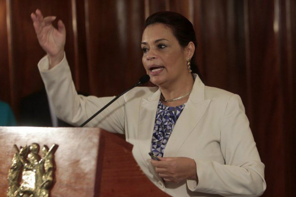 Allanan vivienda de exvicepresidenta de Guatemala por su presunto nexo con estructura criminal