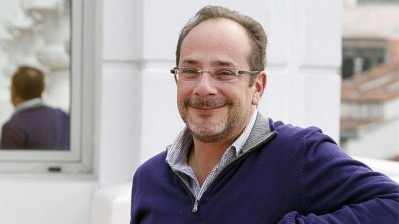 Se completa el último legado imaginario de Ignacio Padilla, «Micropedia»