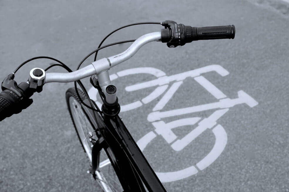 Ciclista falleció tras chocar contra un bus en Puente Aranda