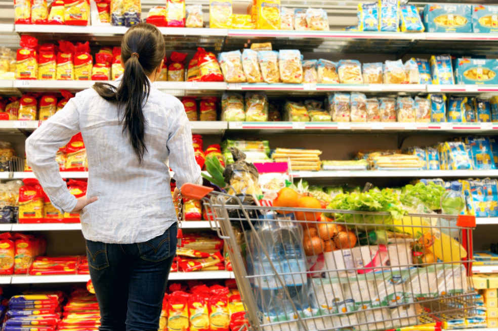 Dólar bajo benefició a los comerciantes