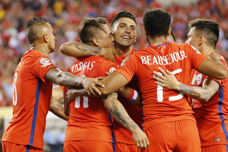Chile vence a Panamá y se clasifica a los cuartos de la Copa América