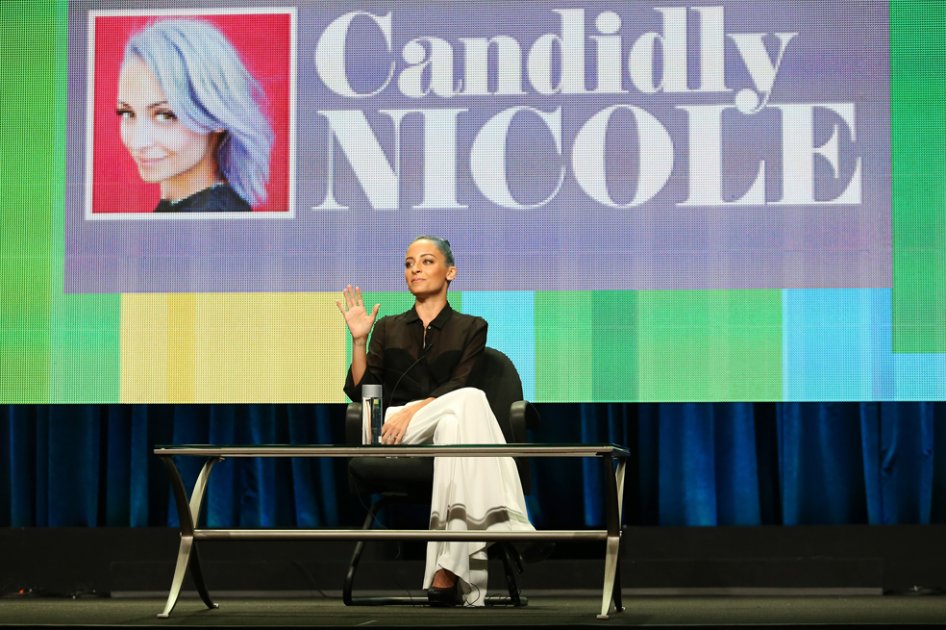 Nicole Richie presentando 'Candidly Nicole'.