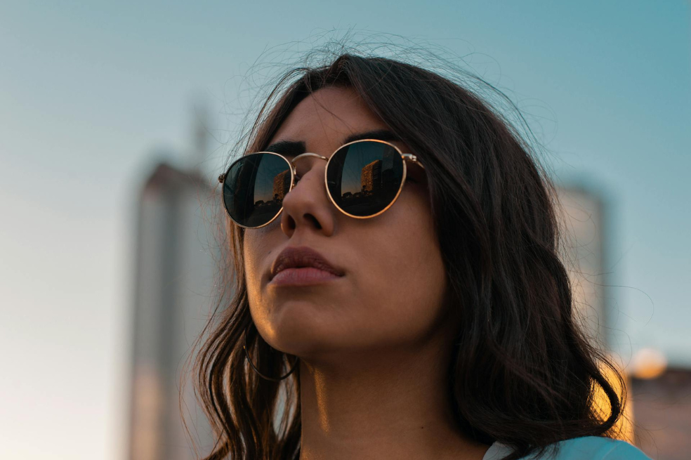 ¿Buscas un buen regalo para Amor y Amistad? Así puedes elegir las gafas ideales