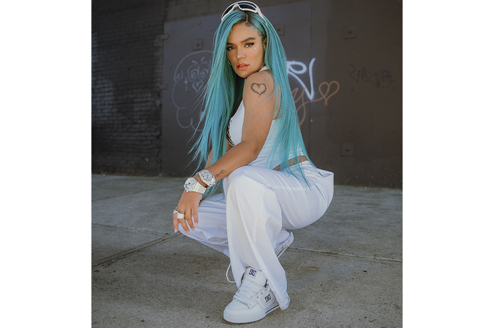 Vídeo: Con su sensualidad, así respondió Karol G a mensaje de Anuel