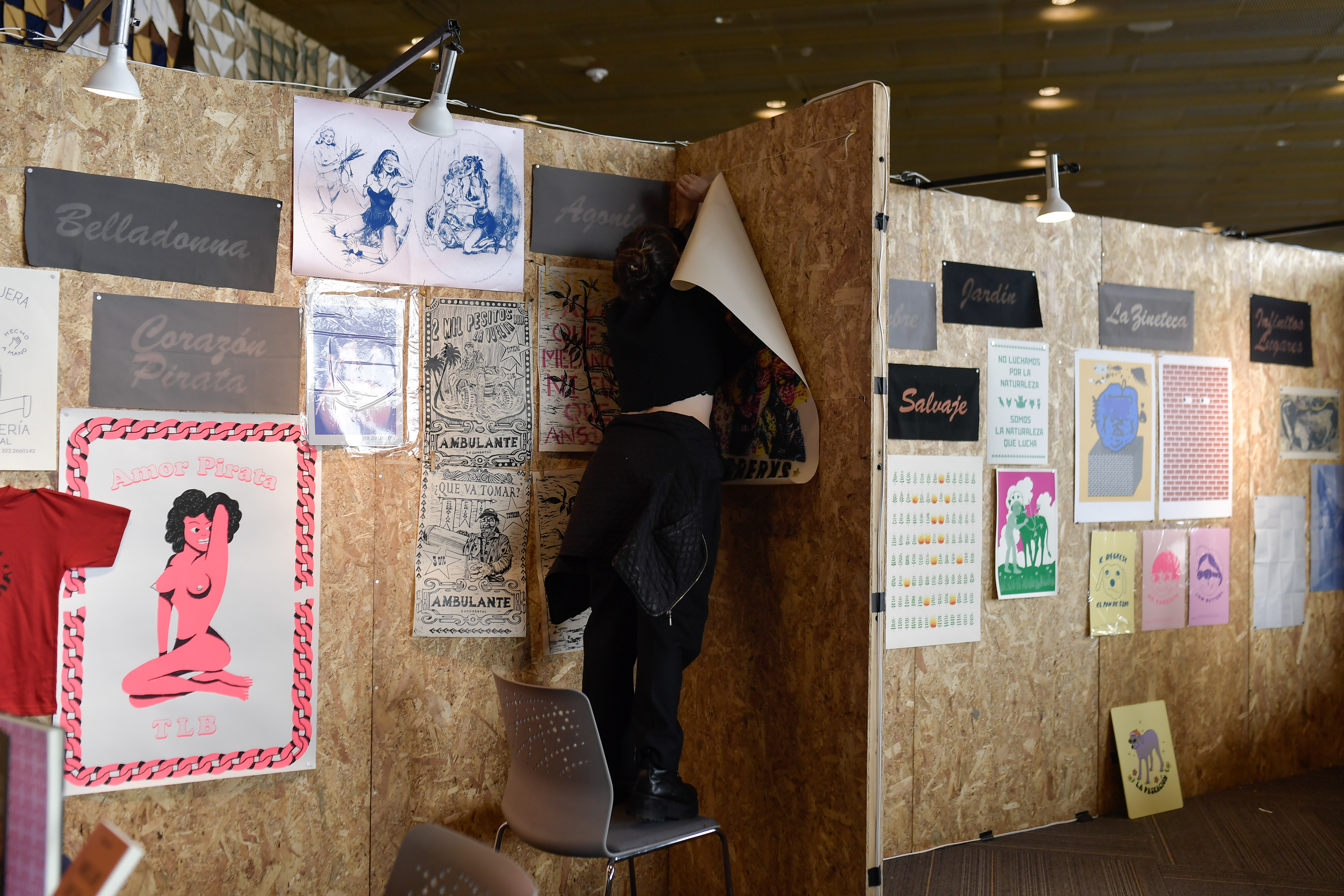 Este año, la feria se llevará a cabo del 26 al 29 de septiembre en el Ágora Bogotá – Centro de Convenciones, y contará con las secciones Principal, Referentes, Proyectos, Sitio, Artecámara, Encuentros y Libro de Artista.