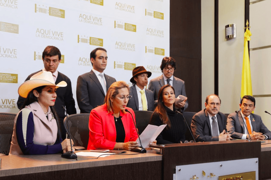 Bancada llanera pide declarar calamidad pública situación de vía Bogotá-Villavicencio