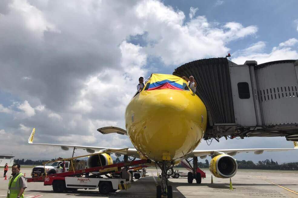 Cámara pide vuelo humanitario para repatriar a colombianos en Ecuador