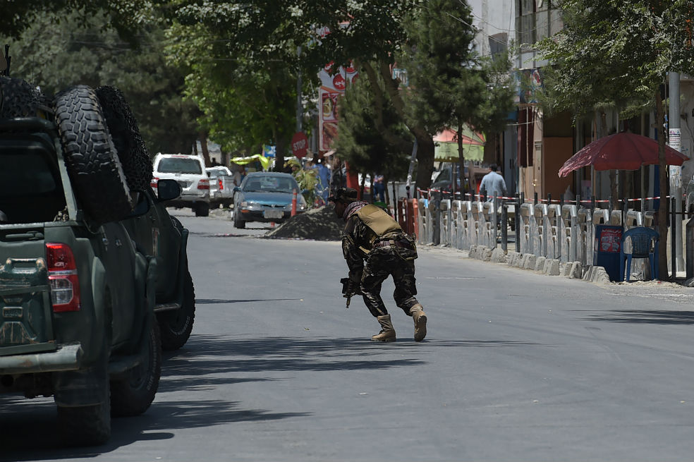 Estado Islámico reivindica atentado contra la embajada iraquí en Kabul