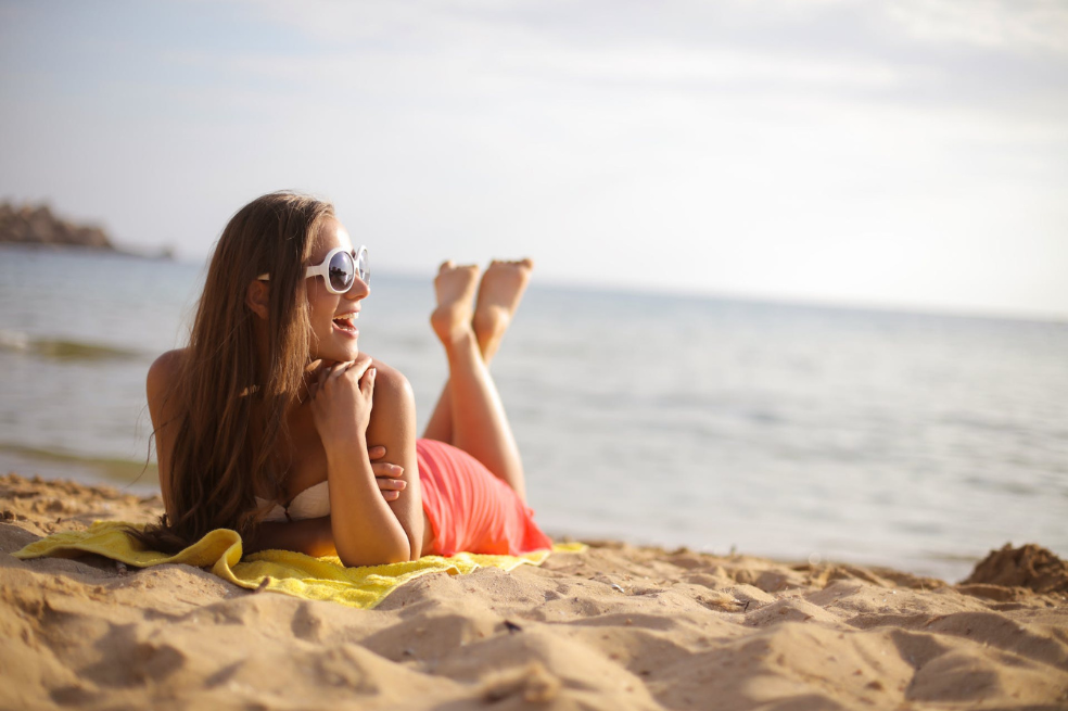 6 consejos para un bronceado saludable y perfecto durante las vacaciones