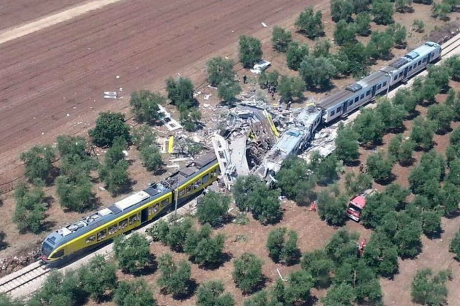 Al menos 20 muertos y varias personas atrapadas tras choque de trenes en Italia