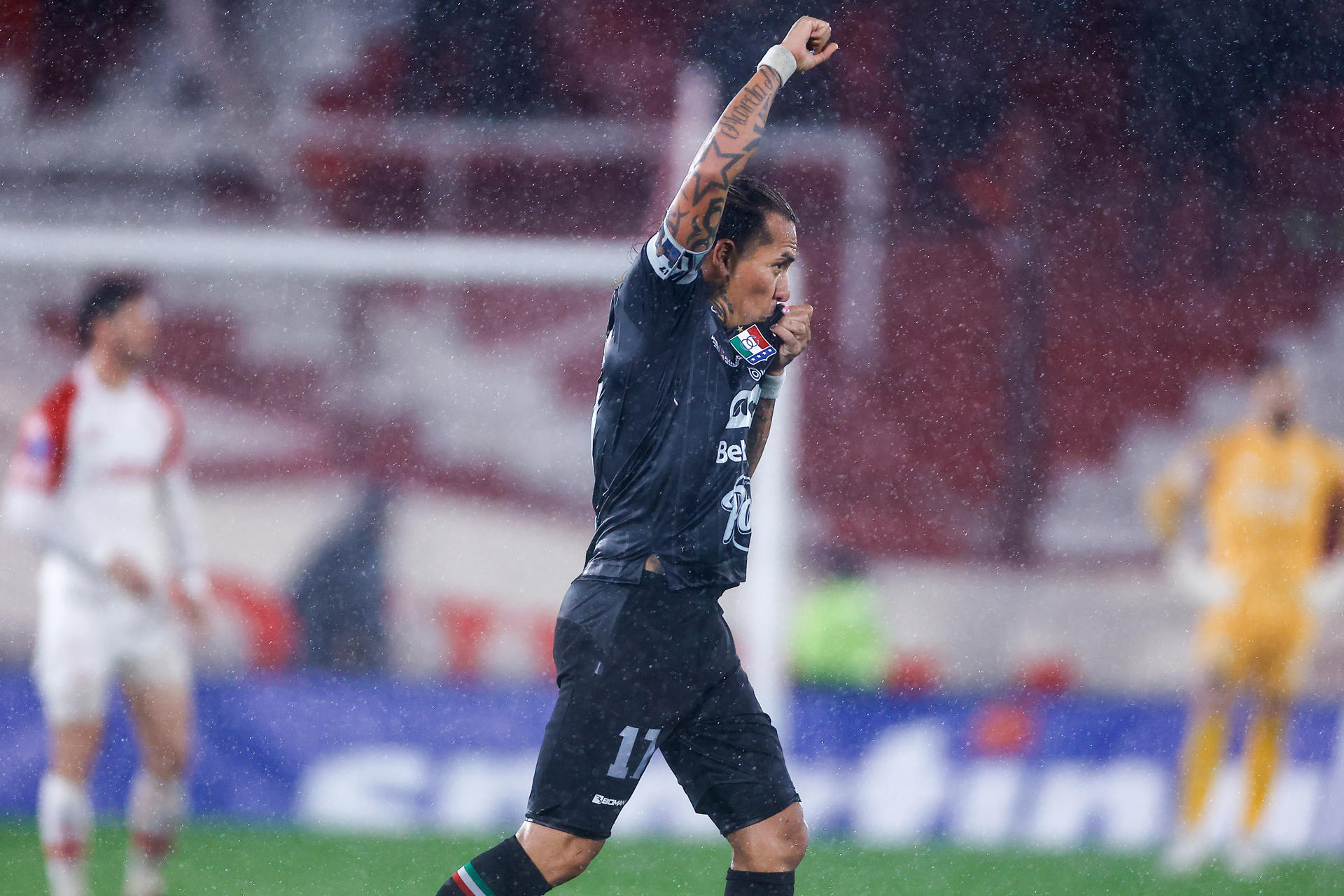 Once Caldas le ganó a Huracán y, con doblete de Dayro, avanzó en la Sudamericana