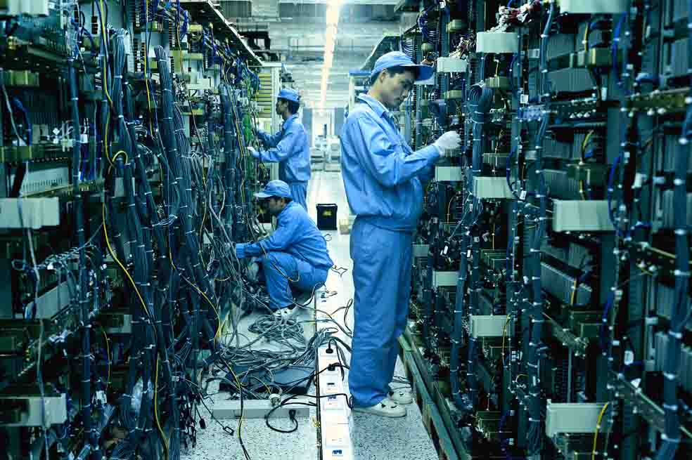 En la fábrica del mundo
