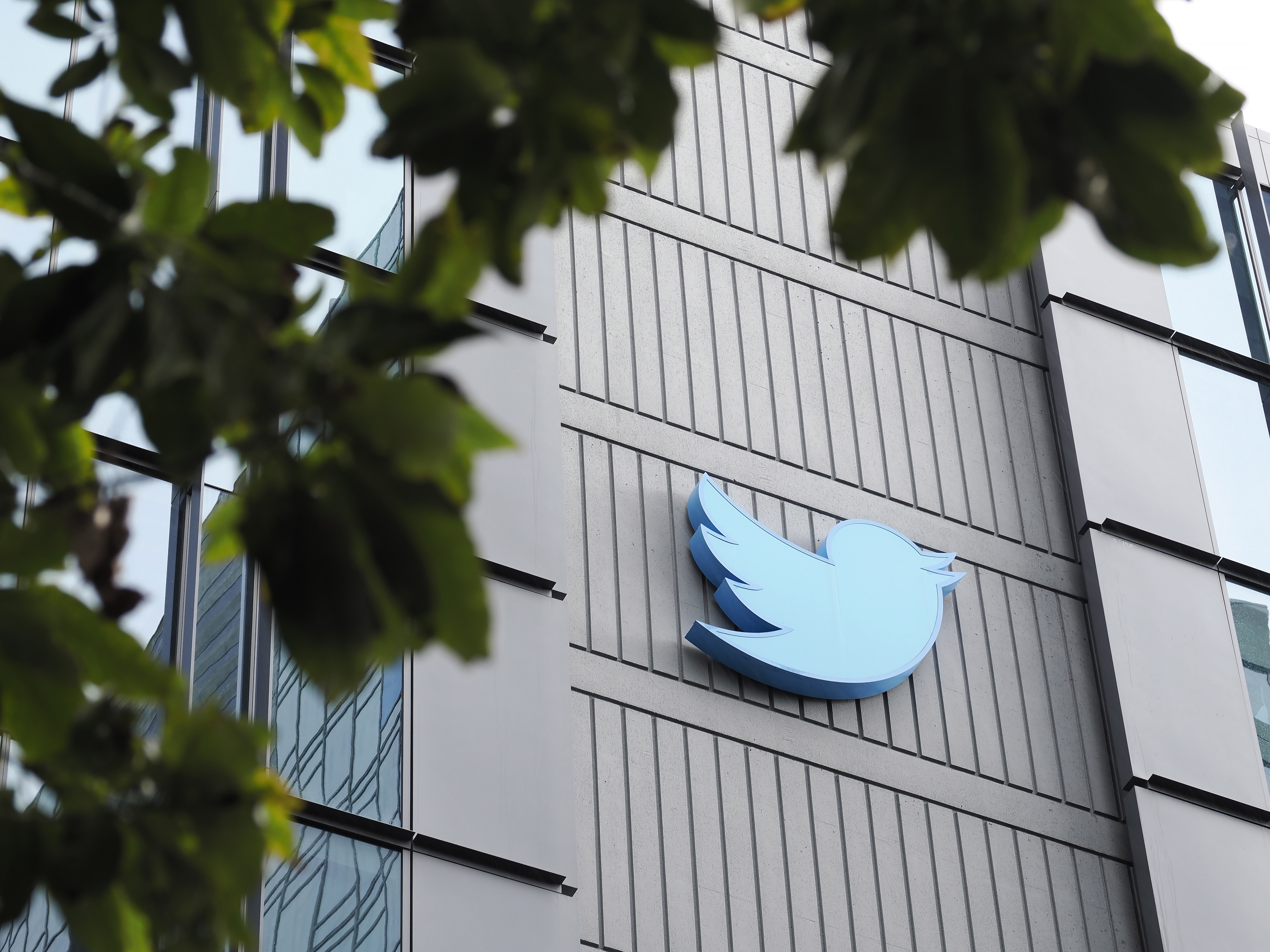 Trabajador cambió la configuración de Twitter y provocó la caída de la aplicación