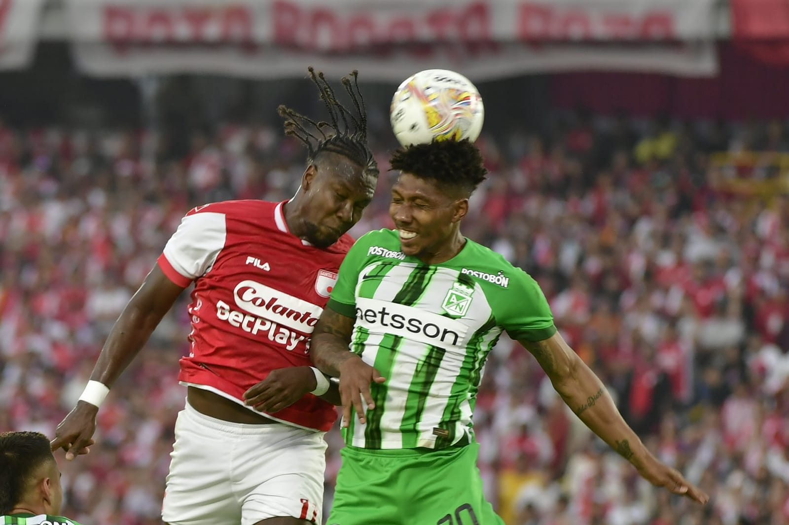 Santa Fe quería ganar para meterse en los cuadrangulares semifinales de manera anticipada, mientras que Nacional necesitaba sumar puntos para mantenerse con vida en la Liga BetPlay.