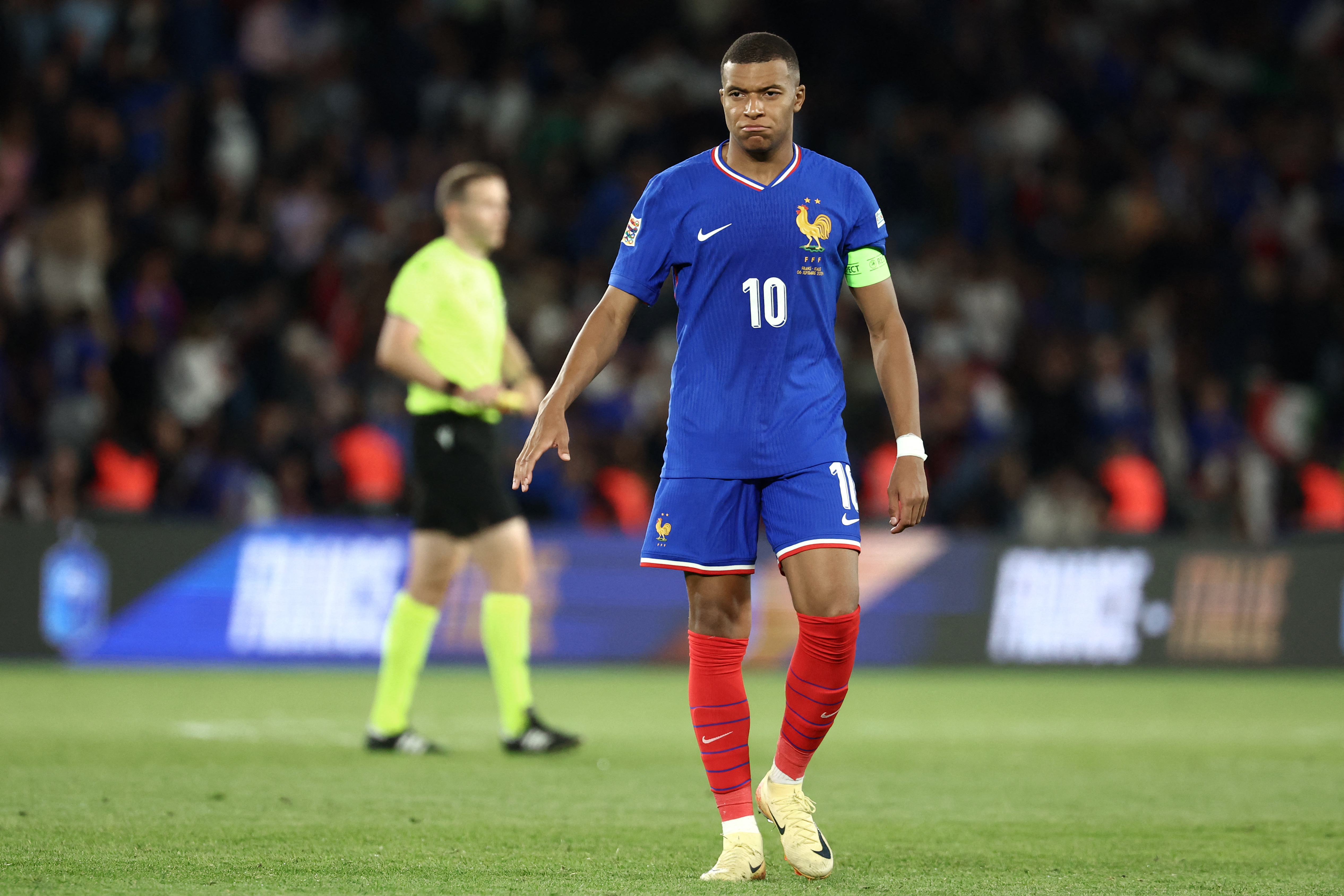 Los jugadores de Francia defienden a Mbappé de las críticas de la prensa