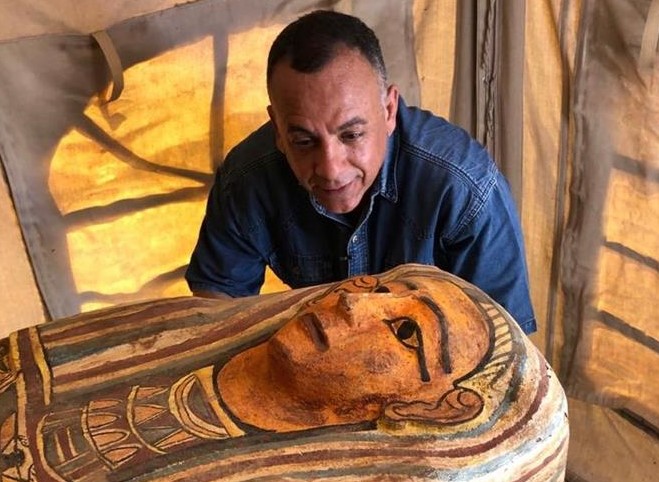 Descubren sarcófagos de hace 2.500 años en Saqqara, Egipto