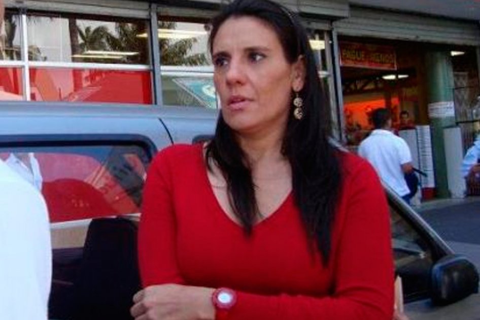Destitución de viceministra por video íntimo levanta ola de críticas