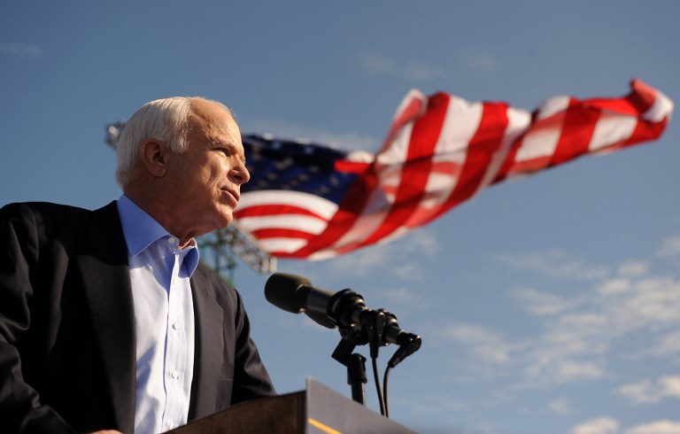 La lucha de John McCain por la reforma migratoria en EE. UU.