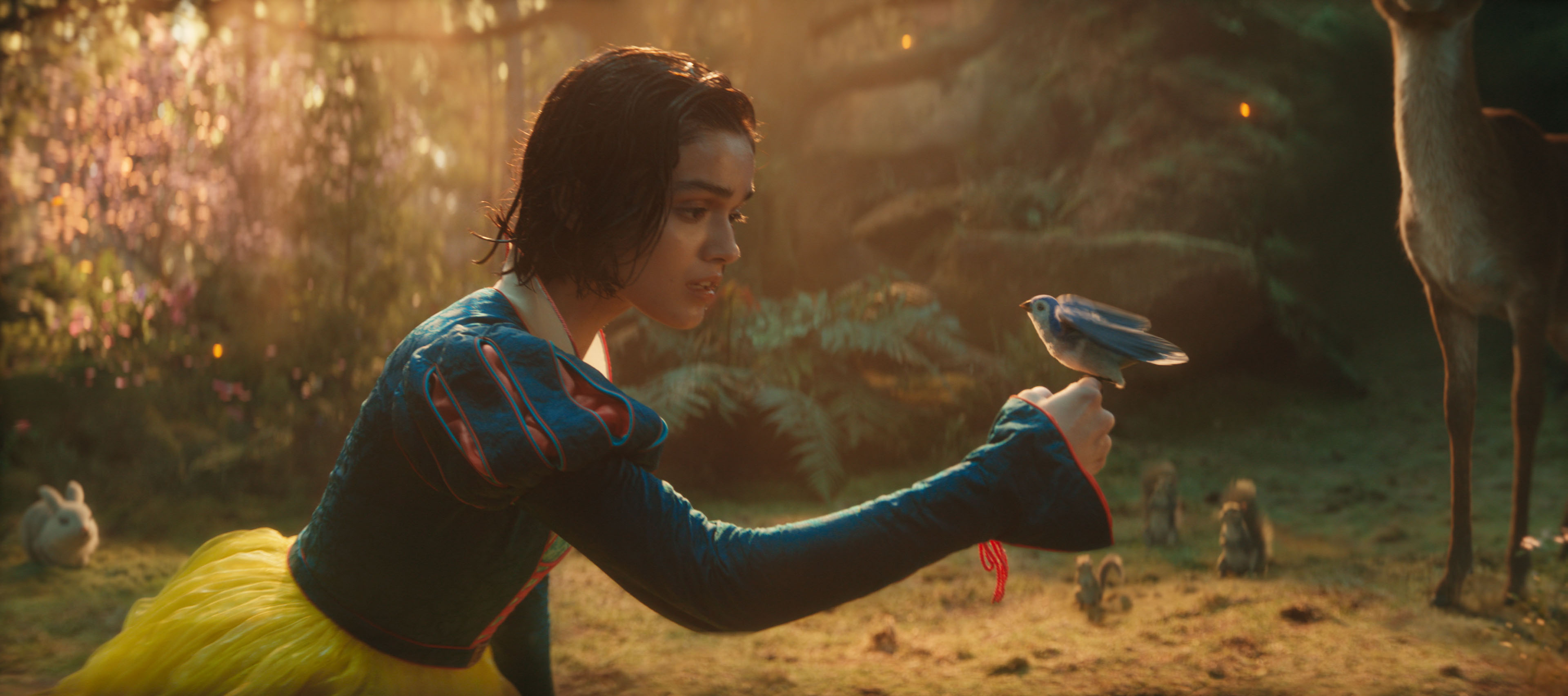 A la nueva Blancanieves no la salva el príncipe, ni sueña con el amor verdadero