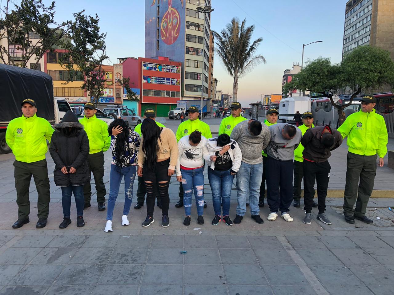 A la cárcel ocho personas señaladas de robar celulares y objetos de valor en Transmilenio