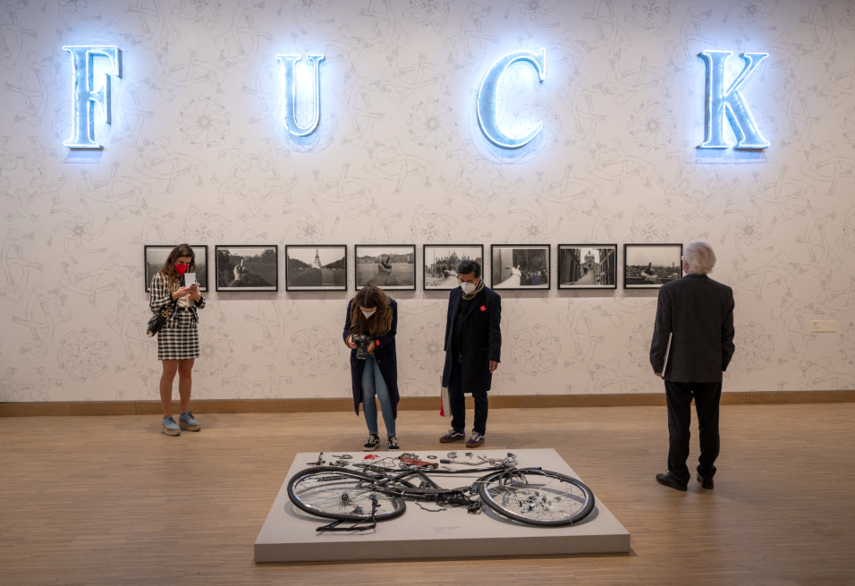 Algunas personas tuvieron la oportunidad de asistir a una vista previa de la exhibición del artista Ai Weiwei en Viena. La exposición inició el 16 de marzo y se llevará a cabo hasta el 4 de septiembre de 2022.