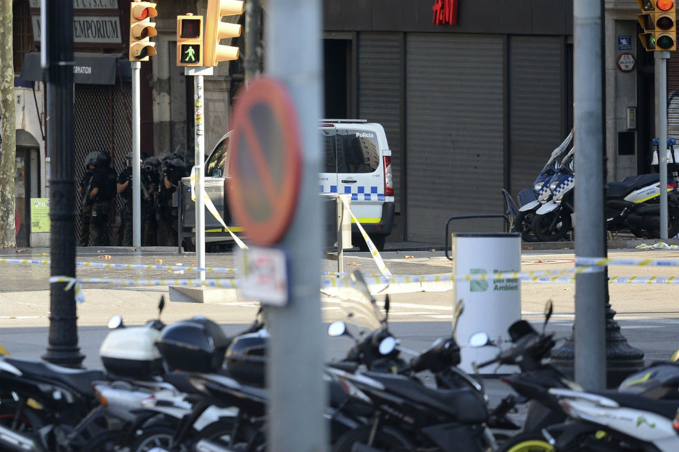 Colombia activa plan de contingencia para colombianos en Barcelona