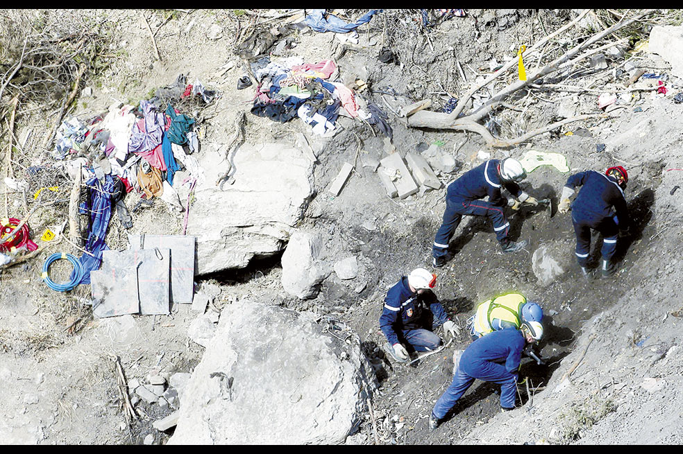 Últimas palabras del piloto de Germanwings: “¡Abre la maldita puerta!”