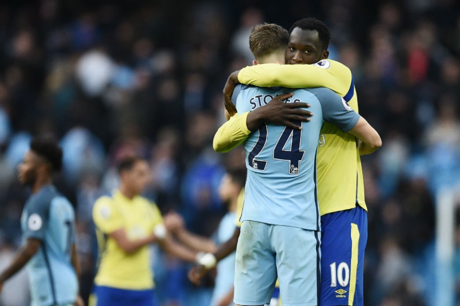 Manchester City apenas pudo empatar con el Everton como local