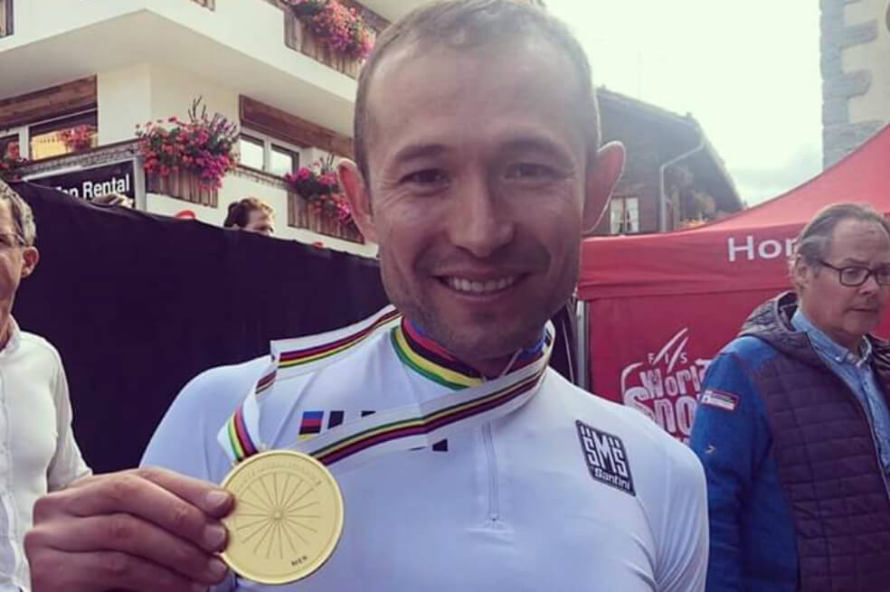 Leonardo Páez es nuevo campeón mundial de ciclomontañismo