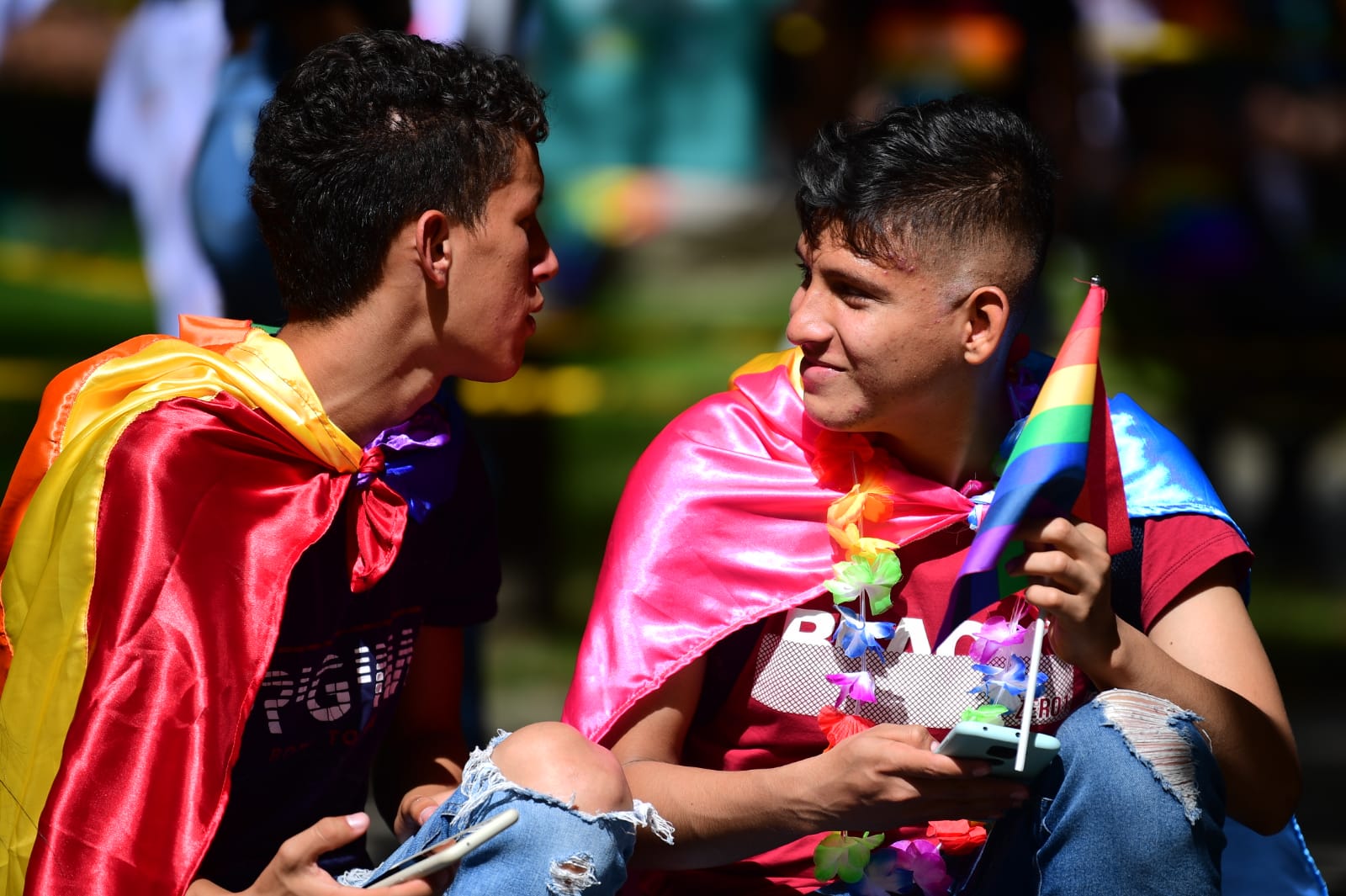 Las y los marchantes se desplazaron por la carrera Séptima, hasta llegar a la Plaza de Bolívar. La jornada estuvo acompañada de batucadas, arengas y muestras culturales.