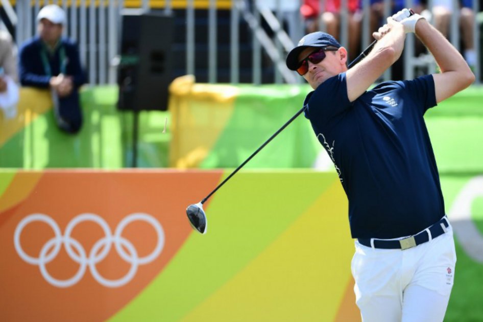 El británico Justin Rose durante la primera jornada de golf en los Juegos Olímpicos de Río 2016. / AFP