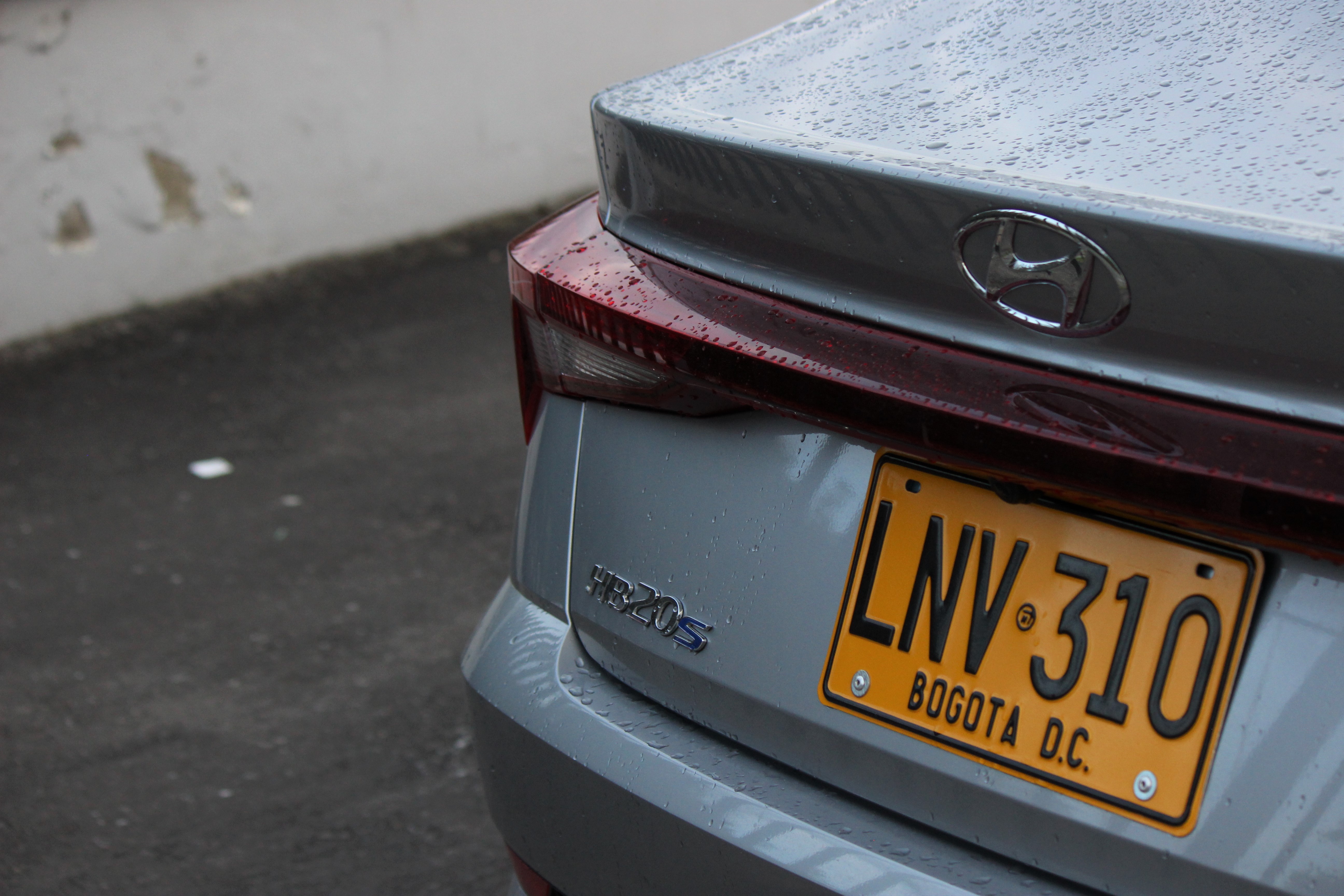En todas sus versiones, el actualizado Hyundai HB20 usa una transmisión de seis velocidades.