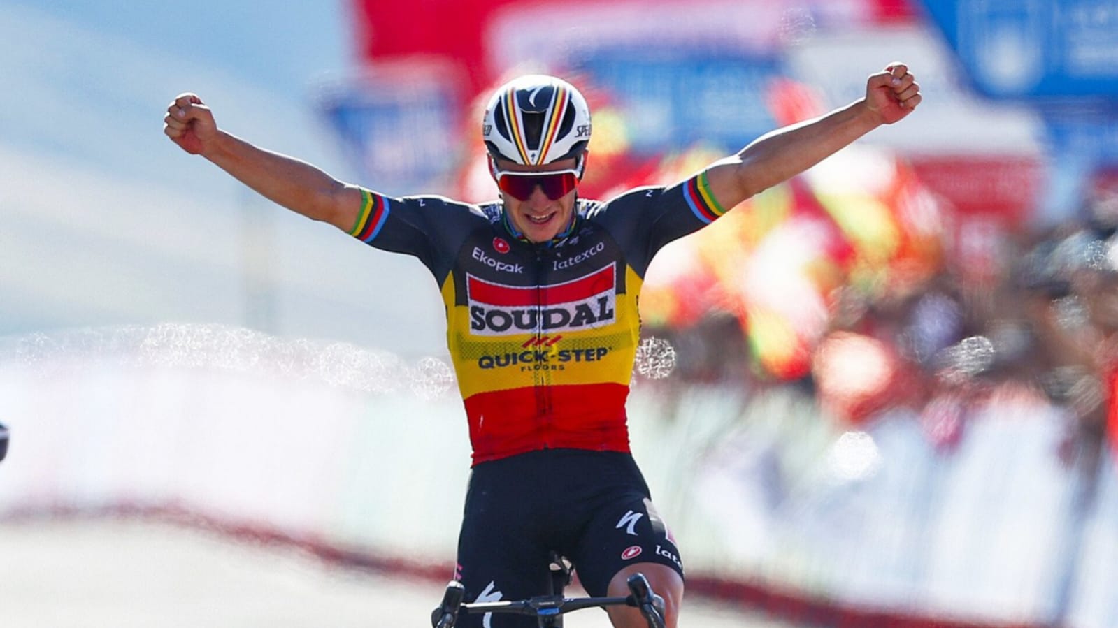 Remco Evenepoel tuvo una reacción de orgullo y se quedó con la decimocuarta etapa