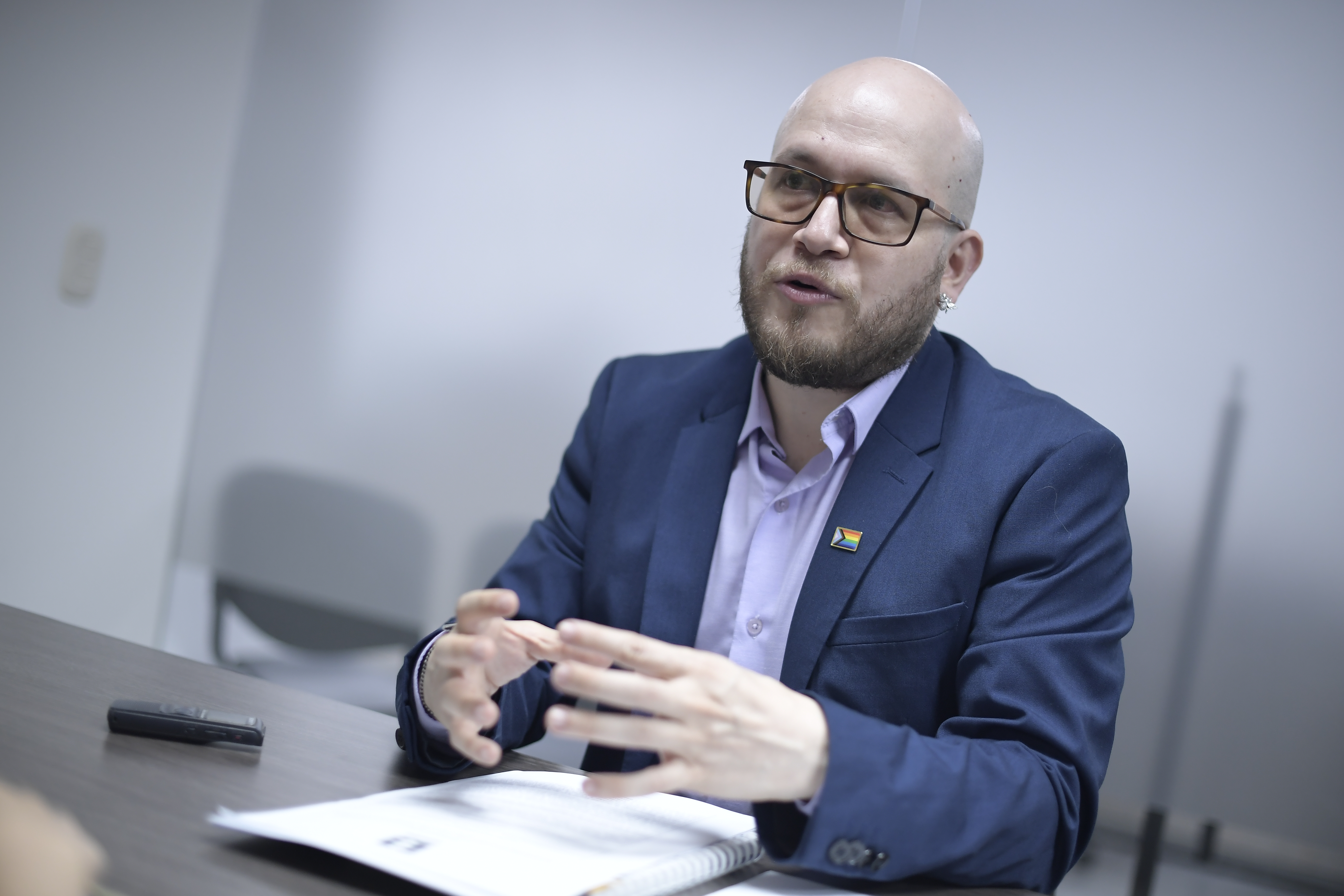 El grupo LGBTIQ+ de la Fiscalía estará conformado por el coordinador, Mauricio Noguera; seis fiscales; seis investigadores; y seis analistas.