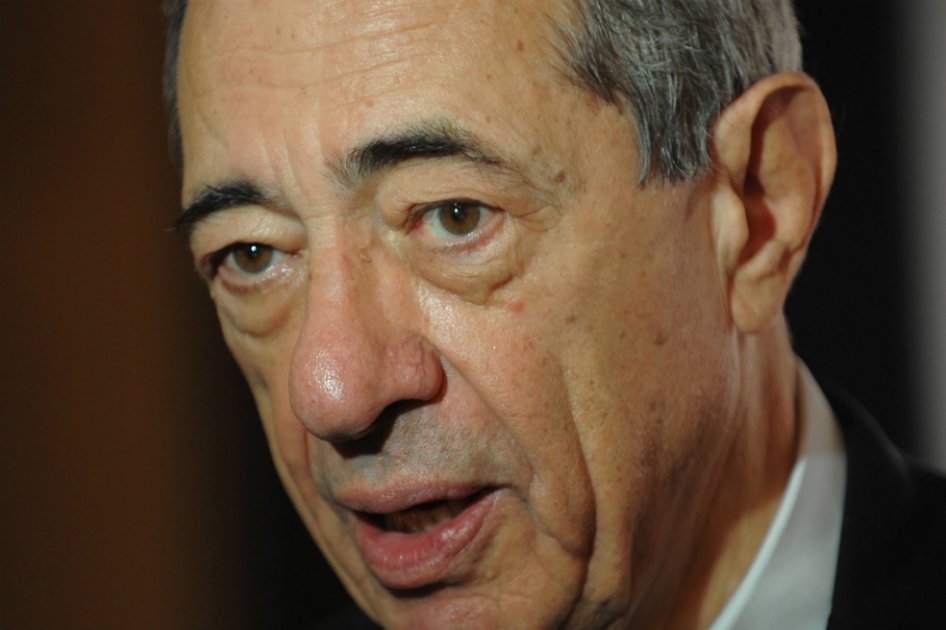 El exgobernador falleció el jueves en su casa debido a una insuficiencia cardíaca.