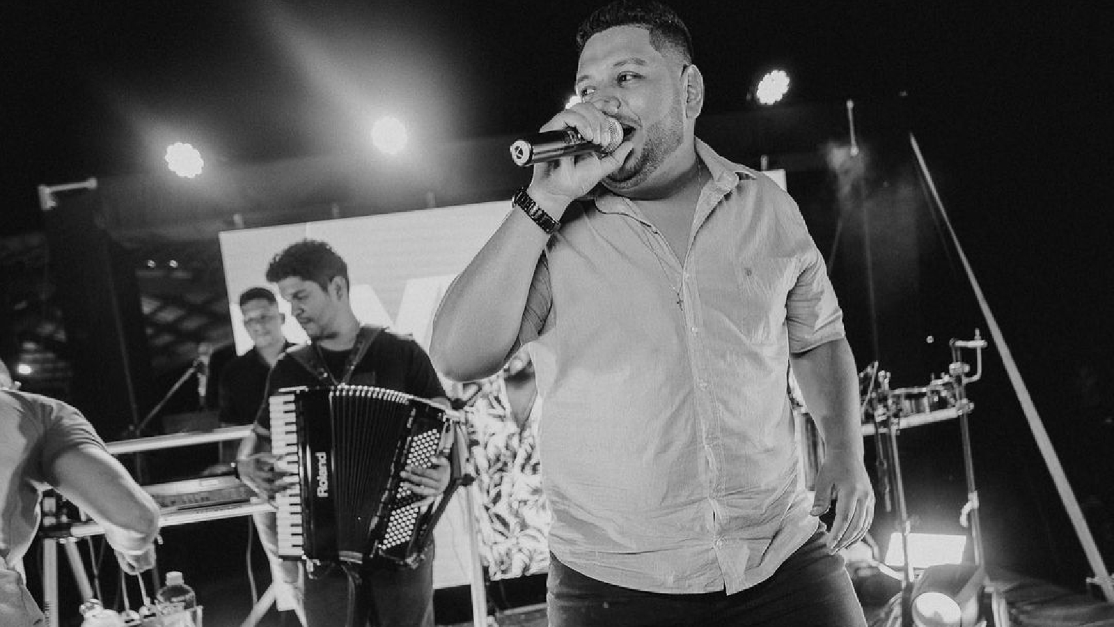 Cantante murió luego de picadura de una araña: esto se sabe
