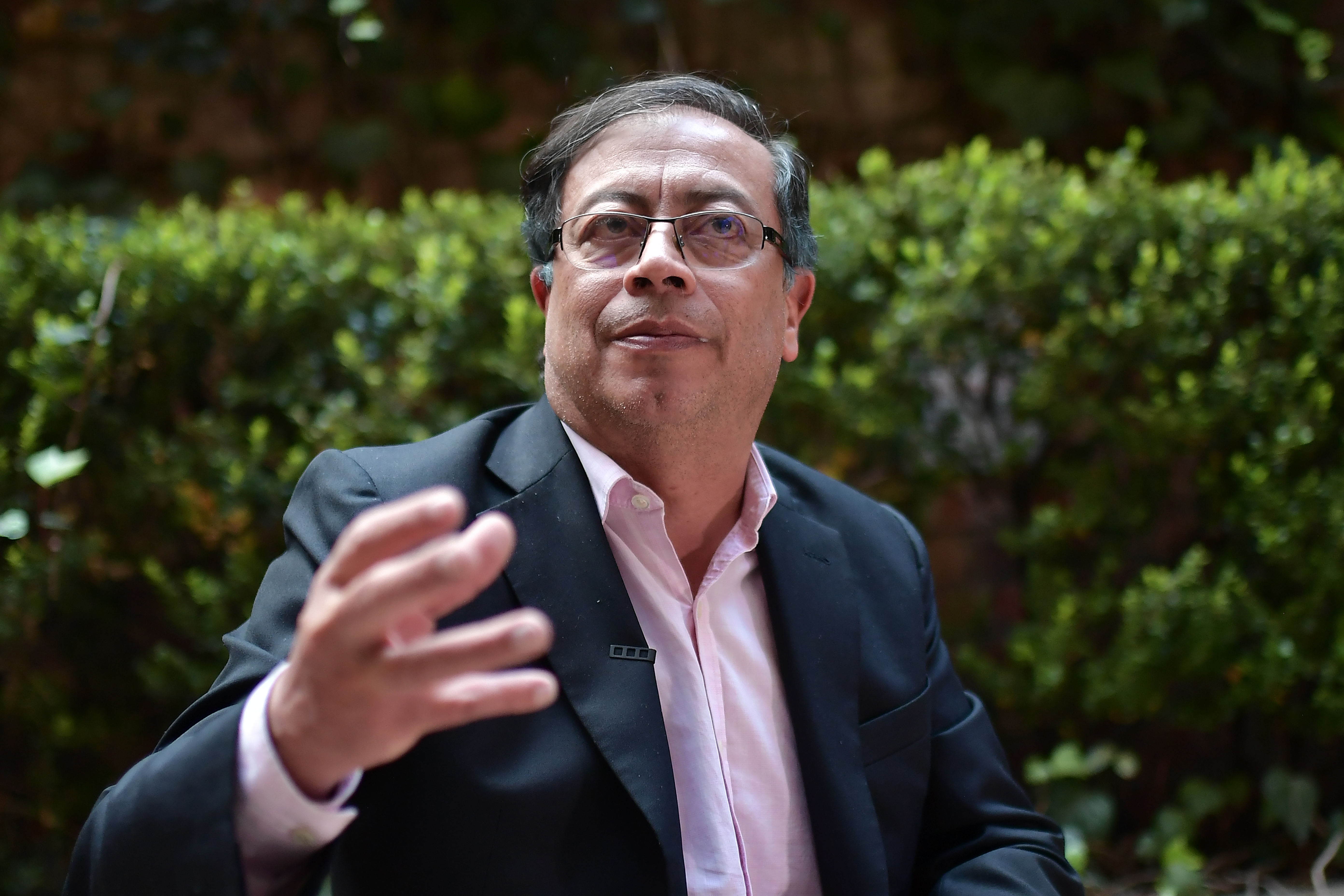 “No hubo ofrecimiento de rebajas de penas ni petición de votos”: Petro