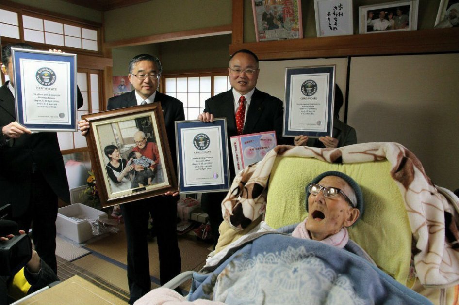 Falleció el hombre más longevo del mundo
