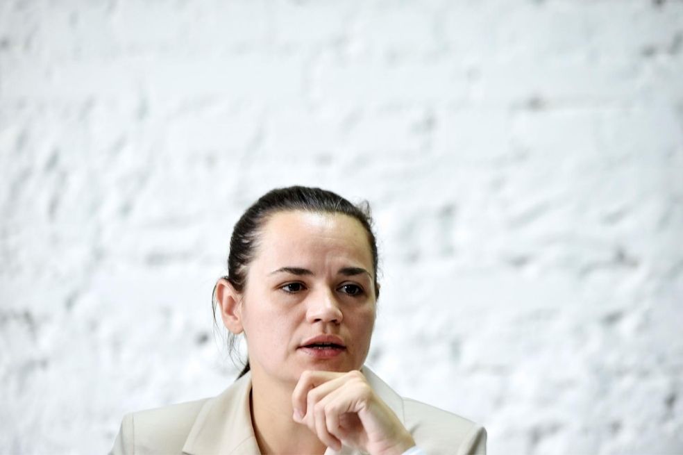 Bielorrusia condena a la opositora Svetlana Tijanóvskaya a 15 años de prisión