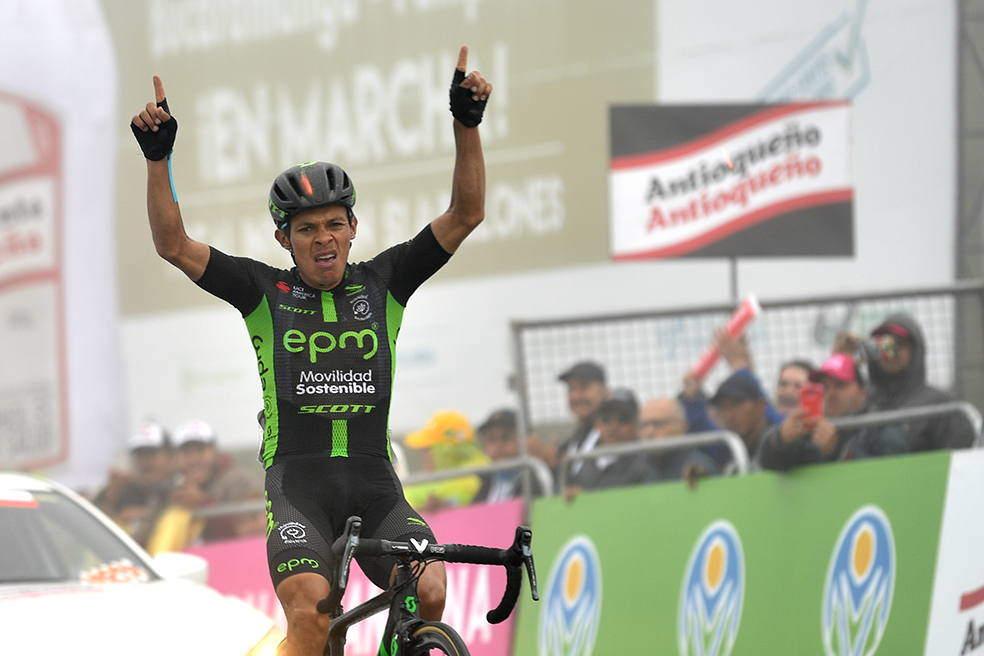 Fredy Montaña se adjudicó la etapa reina de la Vuelta a Colombia